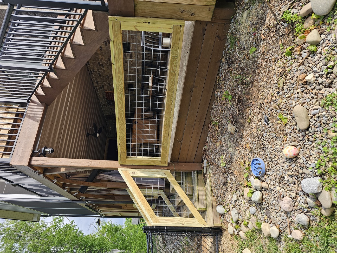 Deck panel railing